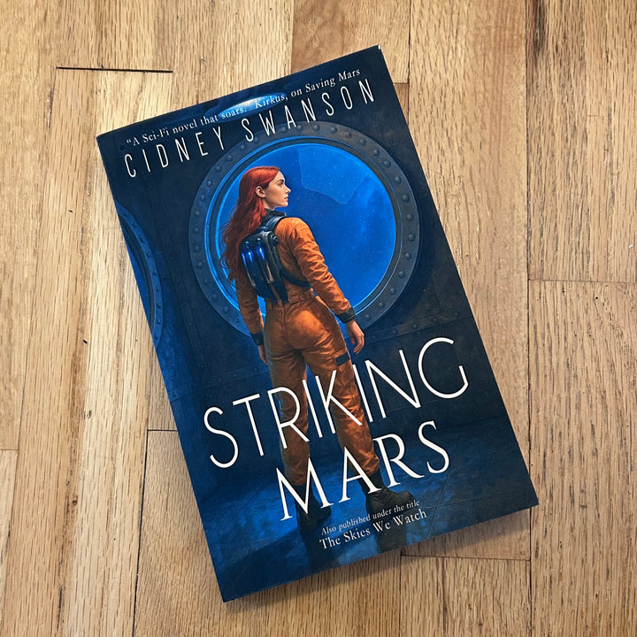 Striking Mars [Paperback]