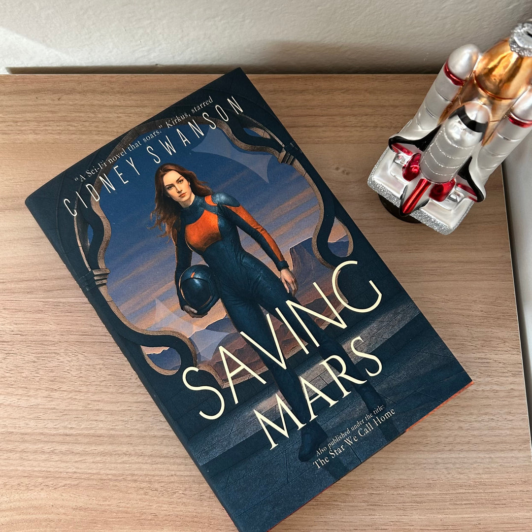 Saving Mars [Paperback]